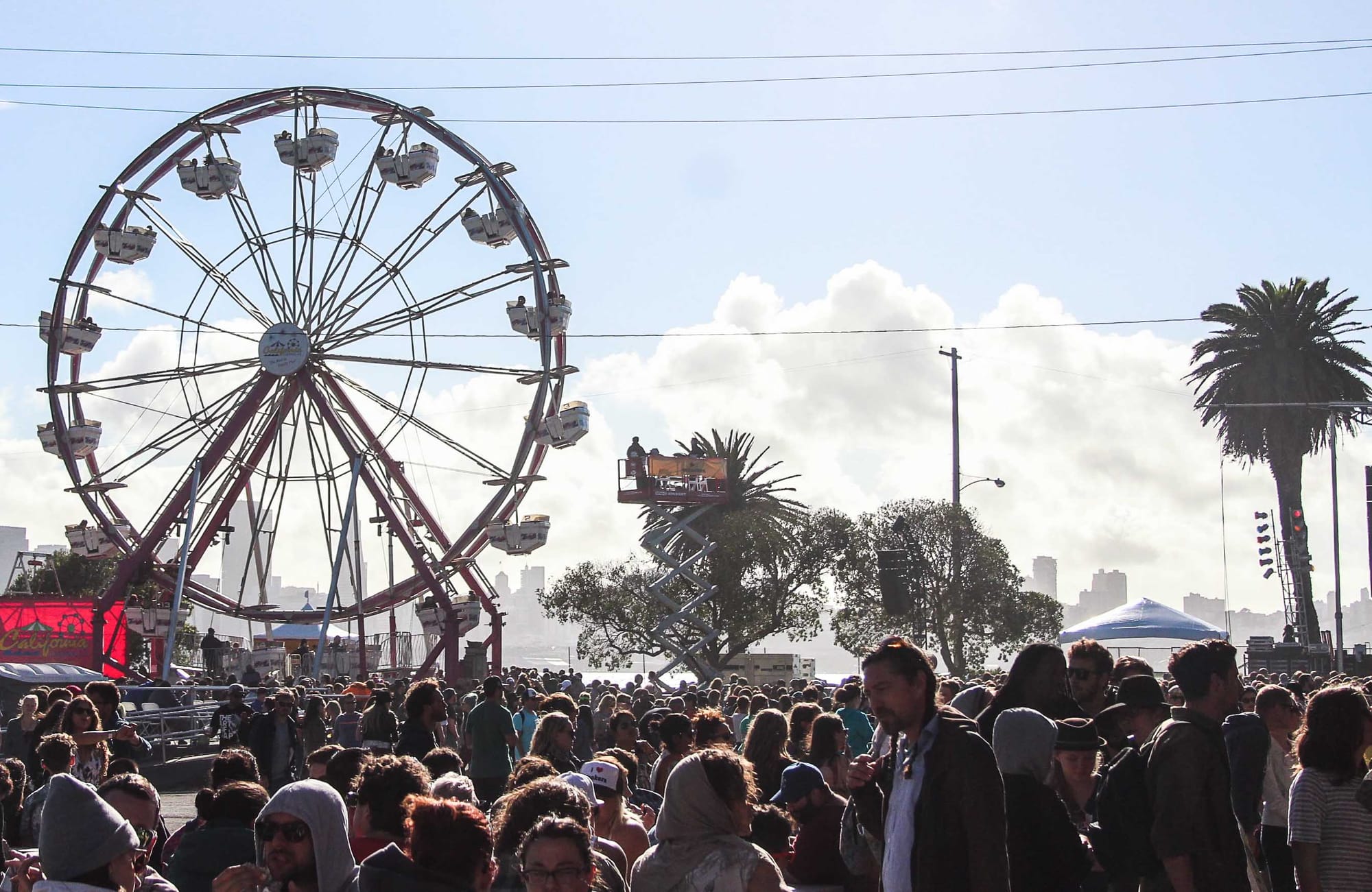 Thousands of people enjoy the music, art and food at the festival grounds on Sunday, Oct. 18, 2015. (Photo by Calindra Revier/ The Guardsman)