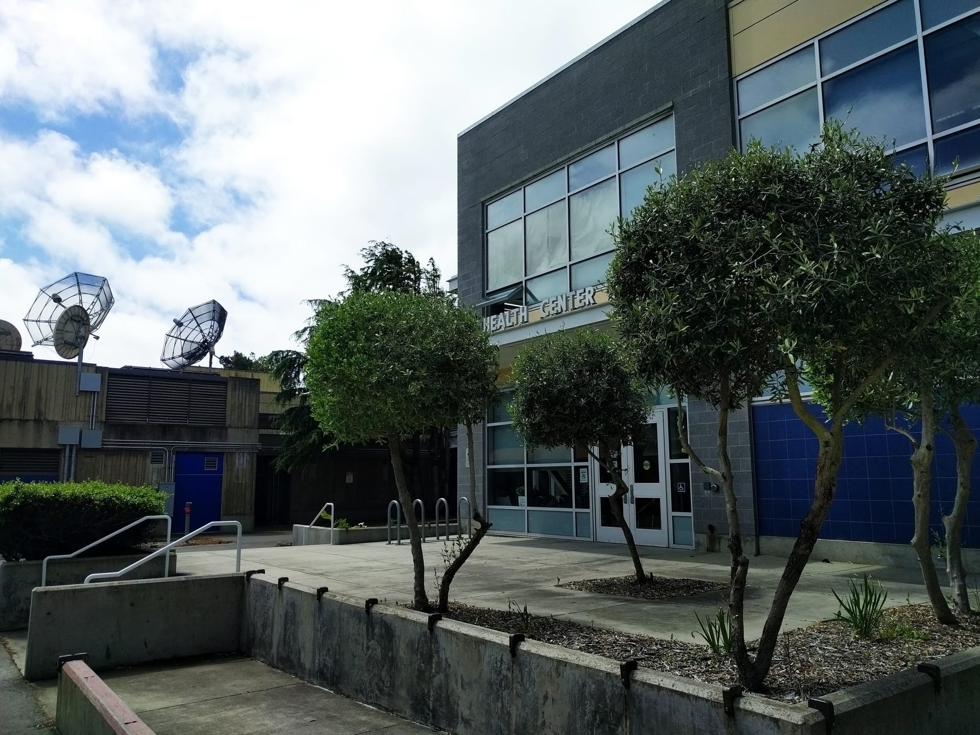 City College Health Center is located next to the Art Extension building on Ocean Campus.  Photo by Elena Stuart