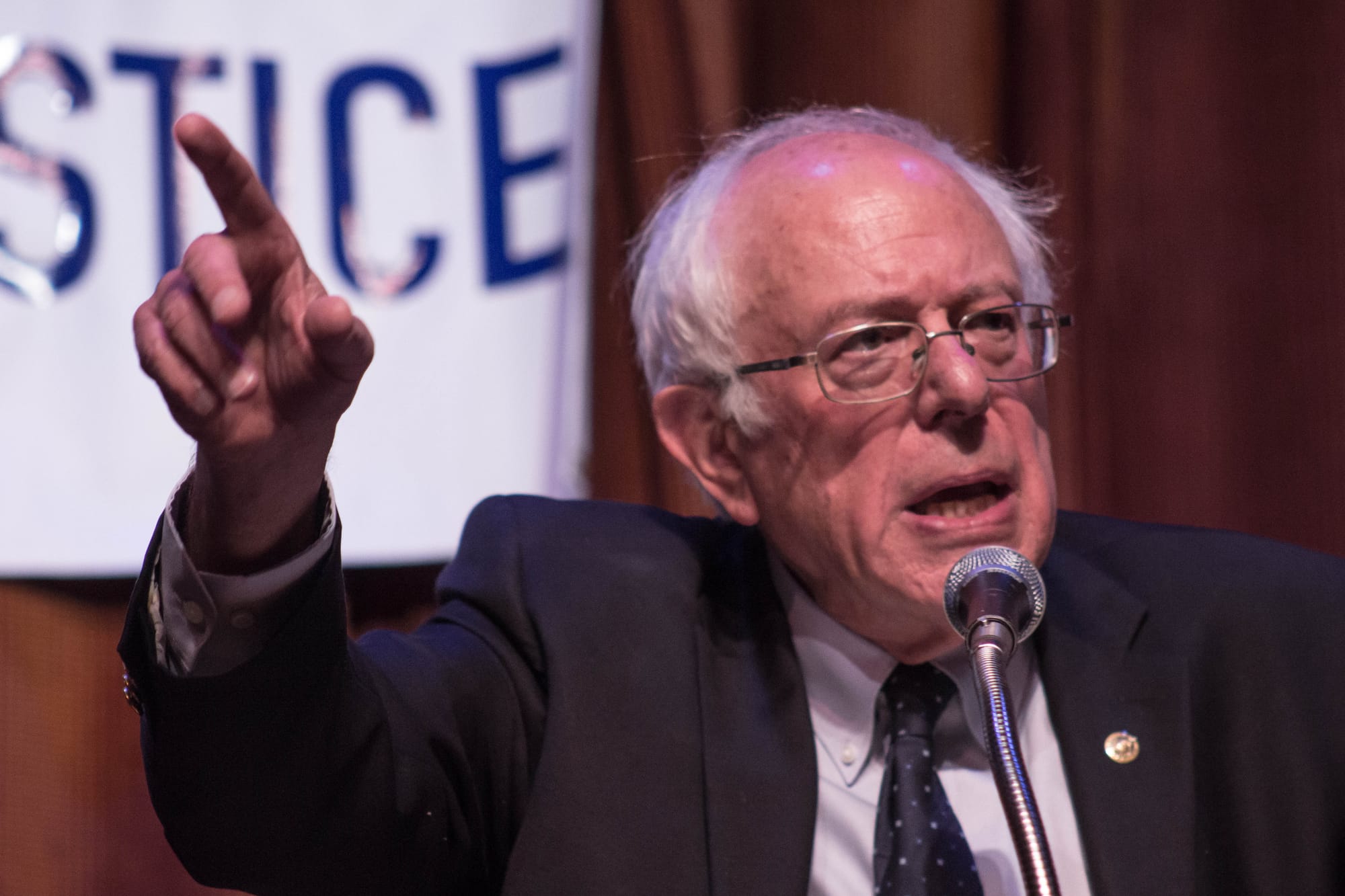 Senator Bernie Sanders speaks on the importance of free education and its benefits at City College's Diego Rivera Theater on Sept. 22, 2017. (Photo by Jordi Molina/The Guardsman)