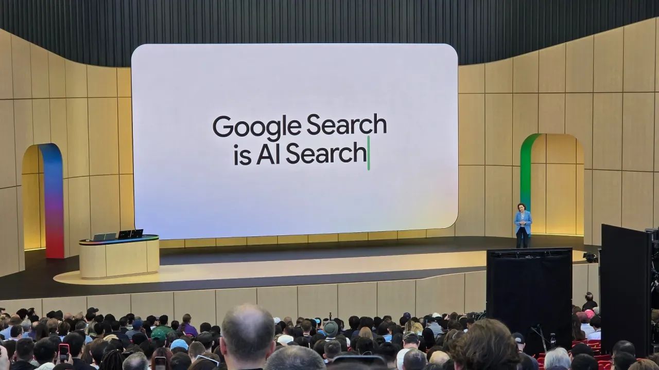 AI propaganda and the death of the internet