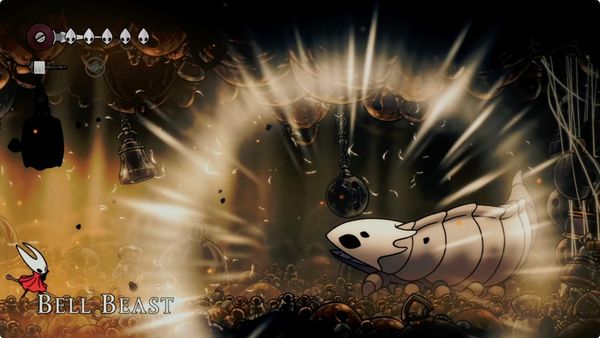 Hornet facing the roaring Bell Beast in Hollow Knight: Silksong