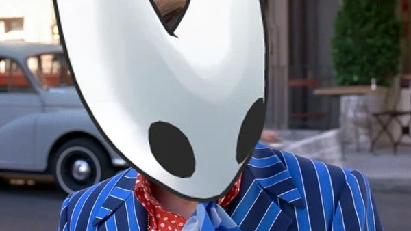 Hornet's head placed precariously atop the body of Austin Powers