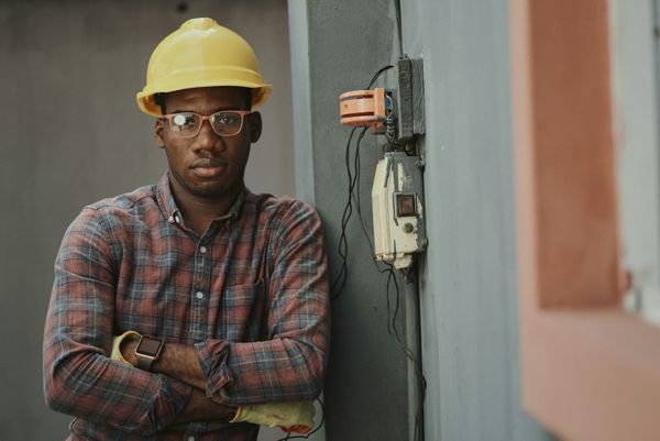 Trades worker practicing jobsite safety