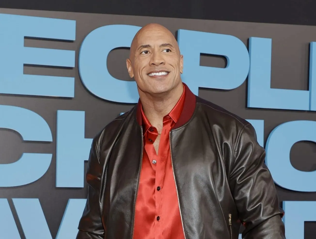 Dwayne Johnson Gives Away His People's Champion Award to Teenager Who "Has Fought Literally For Her Life"