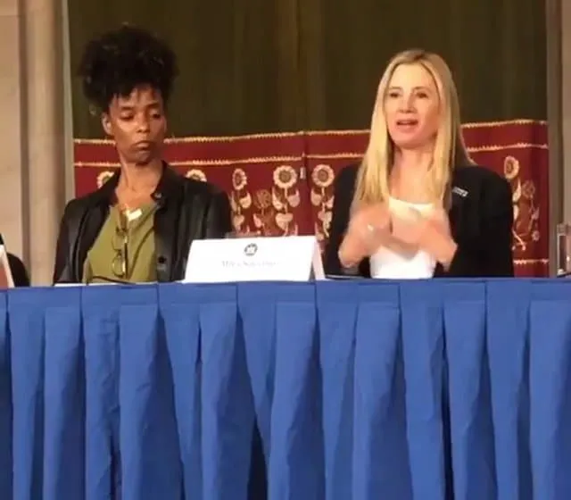 Mira Sorvino