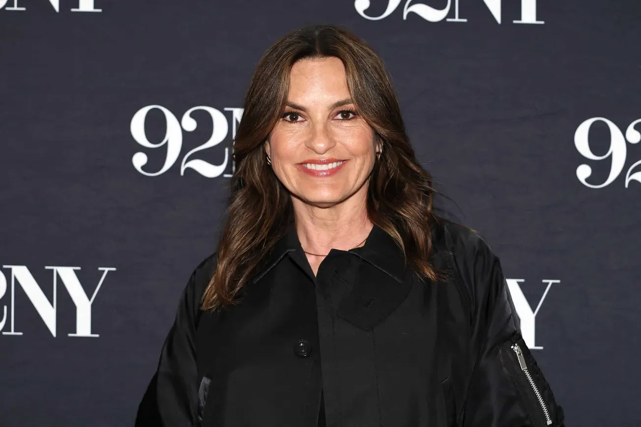A close up of Mariska Hargitay smiling at a press event