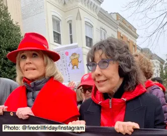Jane Fonda and Lily Tomlin at the climate protest in Washington D.C Photo: @Firedrillfriday/Instagram)