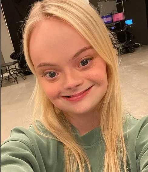 Lily D. Moore to Star in Hallmark Film "Colour My World With Love"
