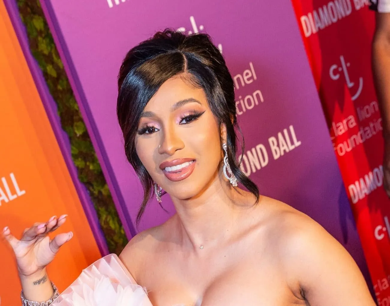 Cardi B Makes Surprise $100k Donation to Her Former Bronx School