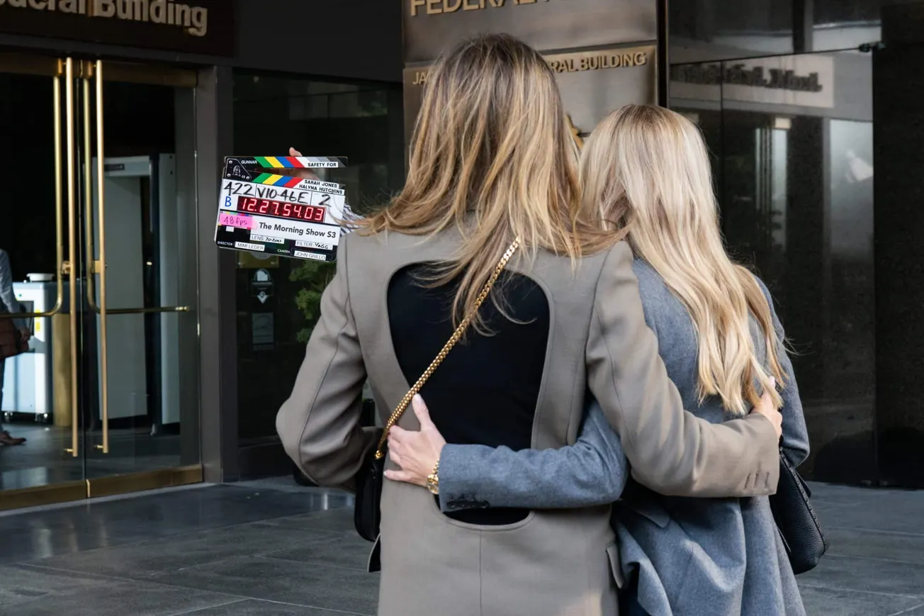 Jennifer Aniston and Reece Witherspoon on the set of Morning Wars season 4