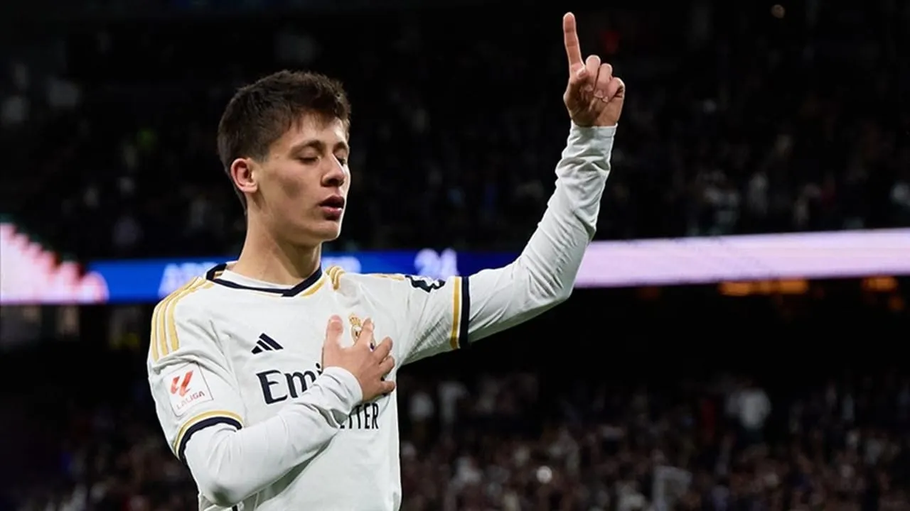 İspanya'nın konuştuğu Türk! La Liga'da sezonun golü Arda'dan