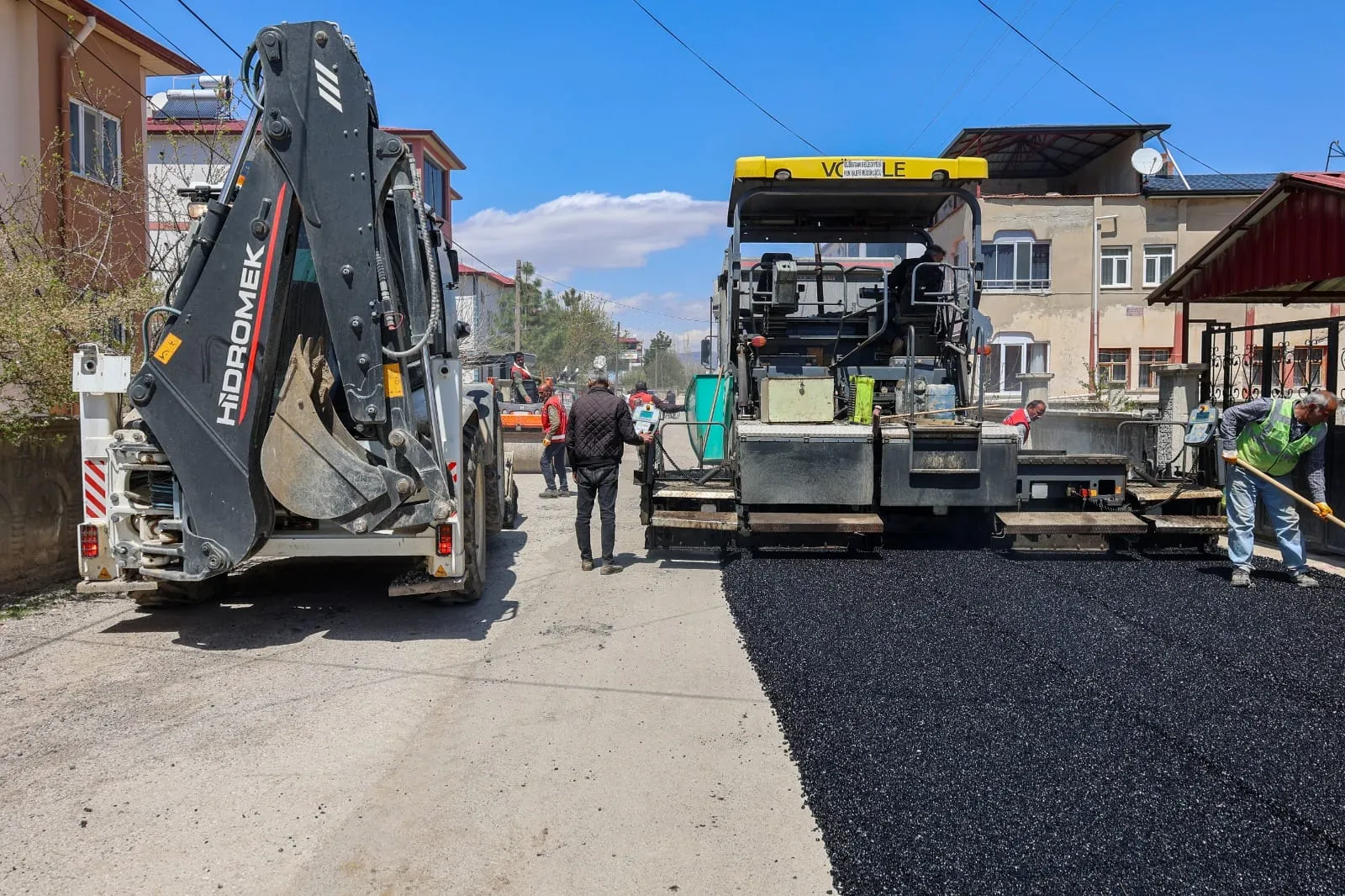 Elbistan'da asfalt çalışmaları sonrası kazıya izin verilmeyecek