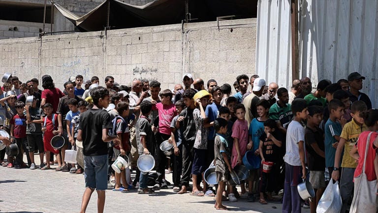 Trump ignora la hambruna declarada en Gaza e insta a Israel a tomar todo el enclave palestino