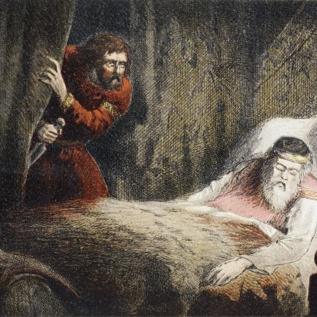 The King of Scotland, Duncan I, is assassinated