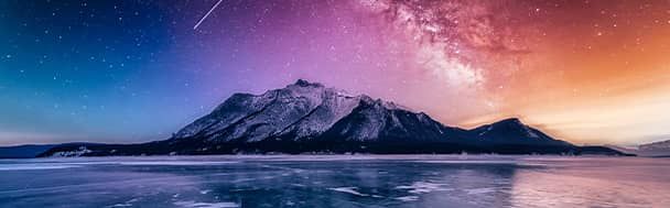 Frozen Abraham Lake, Alberta, Canada
