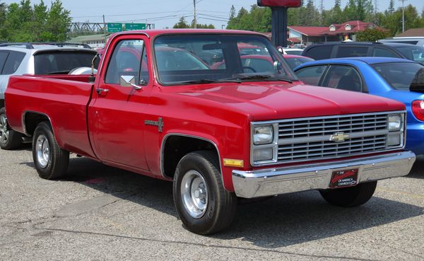 Auction Guide: 1973-1987 Chevrolet C10/K10 (Square Body)