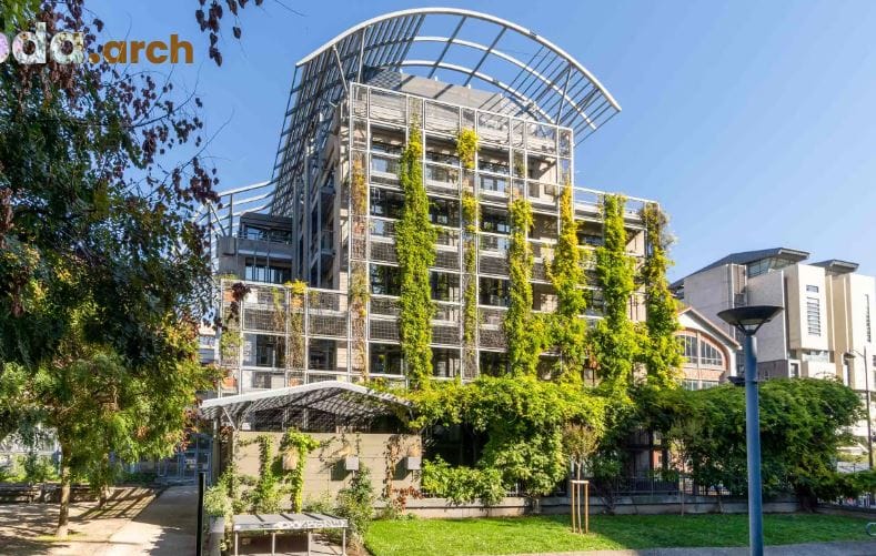 Street view photo of Paris Biopark