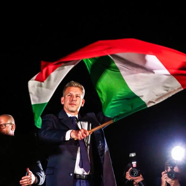 Suïcidi hegemònic, Hongria, censura a internet i monopolis Newsletter 19/04/2026.