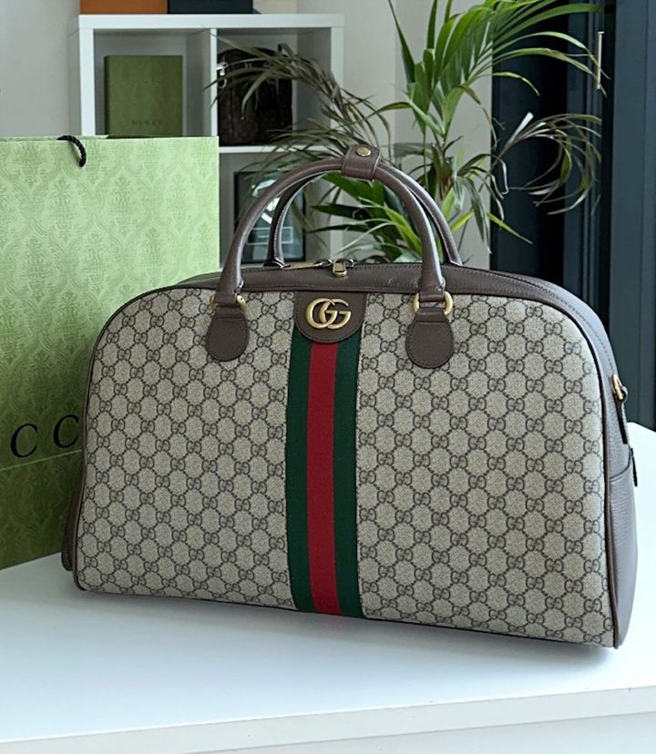 Statussymbol oder Reisewerkzeug? Was die Gucci Savoy Reisetasche für Unternehmer wirklich taugt
