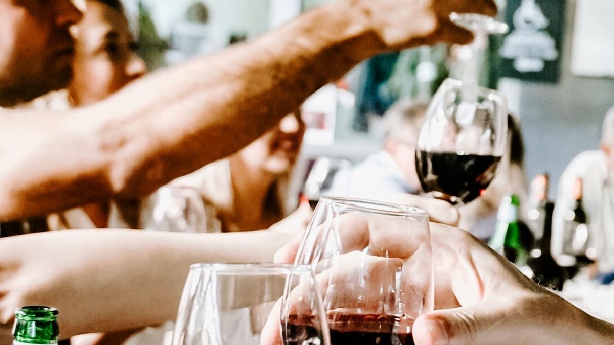 Young Adults Lead View of Bev/Al as Unhealthy