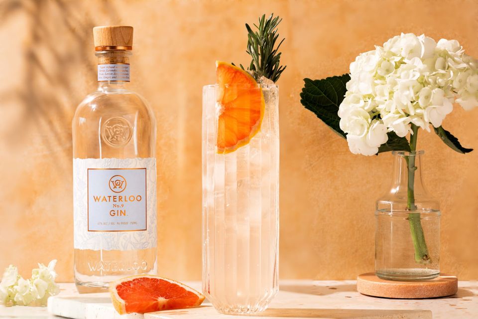 Rosemary Grapefruit Gin & Tonic