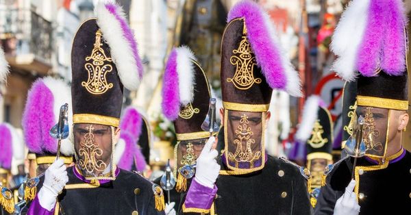 Le regard français : ces processions et bandas qui nous émerveillent à Valencia