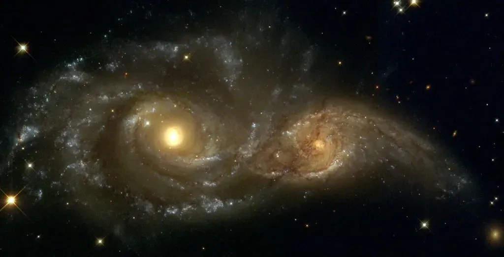 galaxies fusion