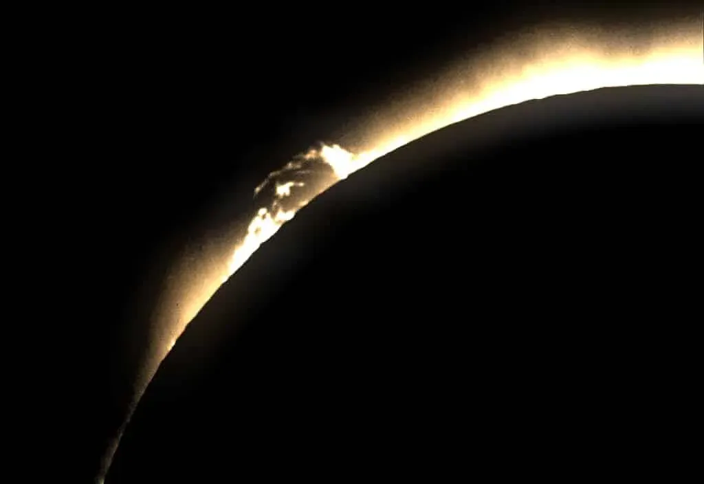 protubérance solaire