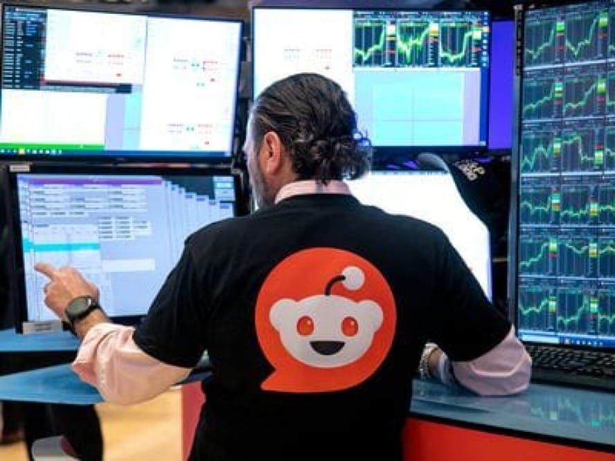 🚨 The Retail Trader Wall Street Can’t Ignore — His $INTS Alert Just Doubled in Hours