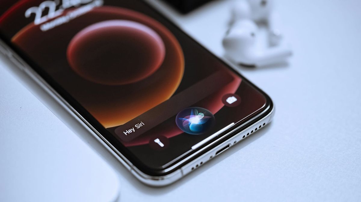 Siri Gets Little Thrill out of  Mangling User’s Simple Command
