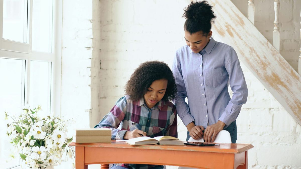 New Poll Finds over 80% of High School Students' Parents Rely on ChatGPT for Homework
