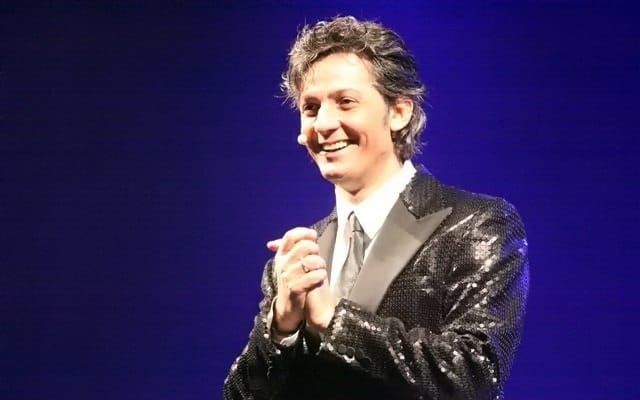 Fiorello tra talento, ironia e l’arte di reinventarsi