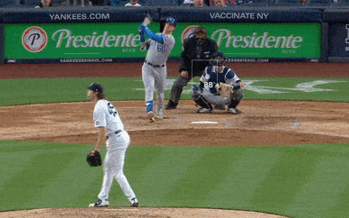Royals fans bid Brohearn adieu