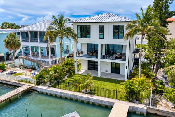 How to Sell a Waterfront Home in St. Pete (Seller's Guide)