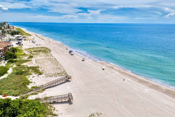 Treasure Island vs. St. Pete Beach, to Actually Live In