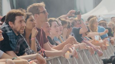 Besuche diesen Sommer ein grünes Festival