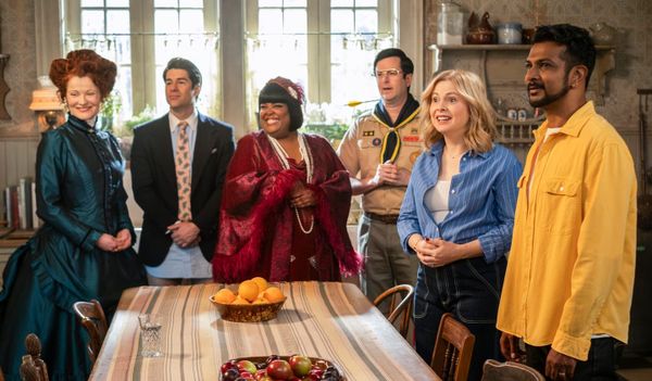 'Ghosts' Scares Up a (Hairy) Sister, 'Rookie' Gets XL Return, and Other Comic-Con Headlines