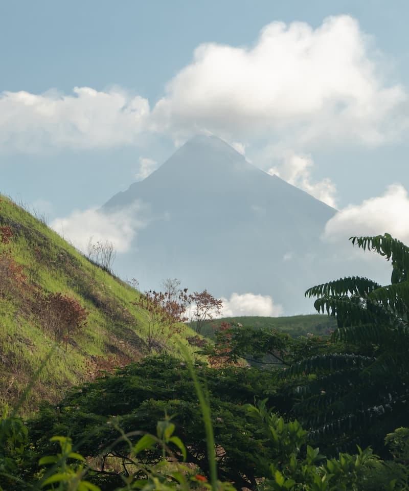 Picture of Mayon Volcano, Phillipines. 