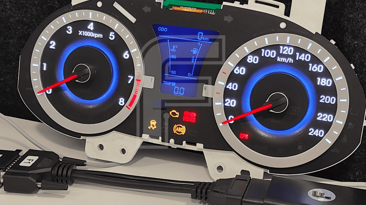 Hyundai Elantra Instrument Cluster with D70F3421 + 24C16 programming with FORZA 614