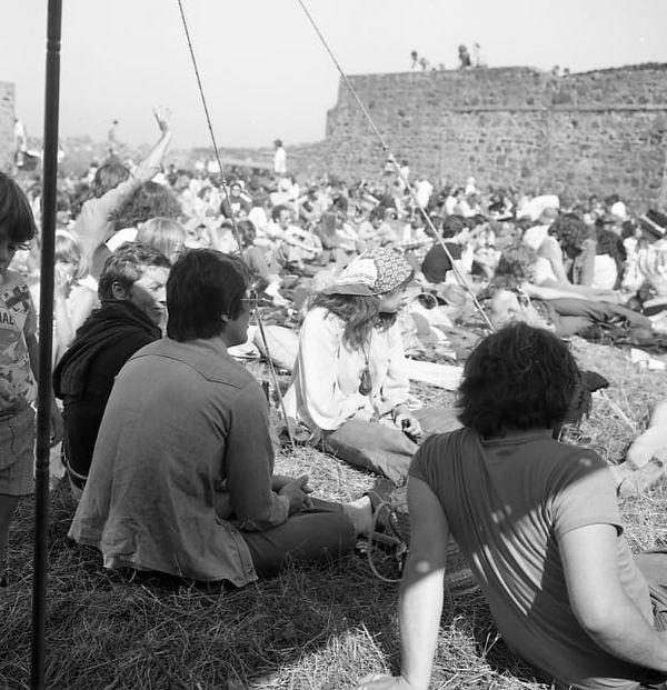 VEF 50: "We didn't even think about toilets!" volunteers at the earliest festivals look back.