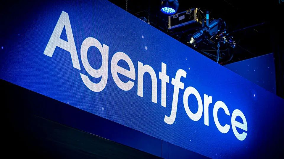 Big software wins AI by selling to itself