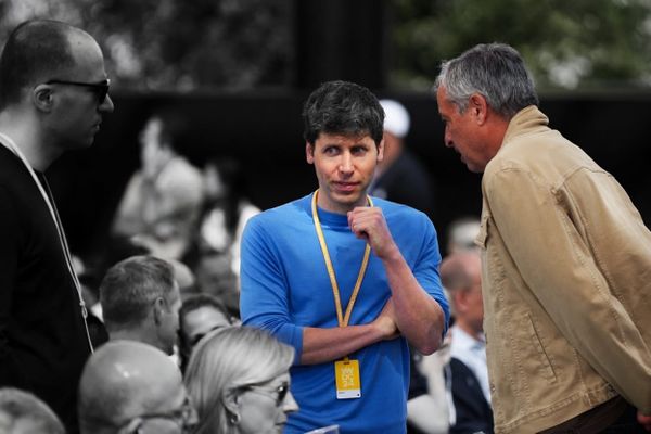 OpenAI lawyers up on Apple