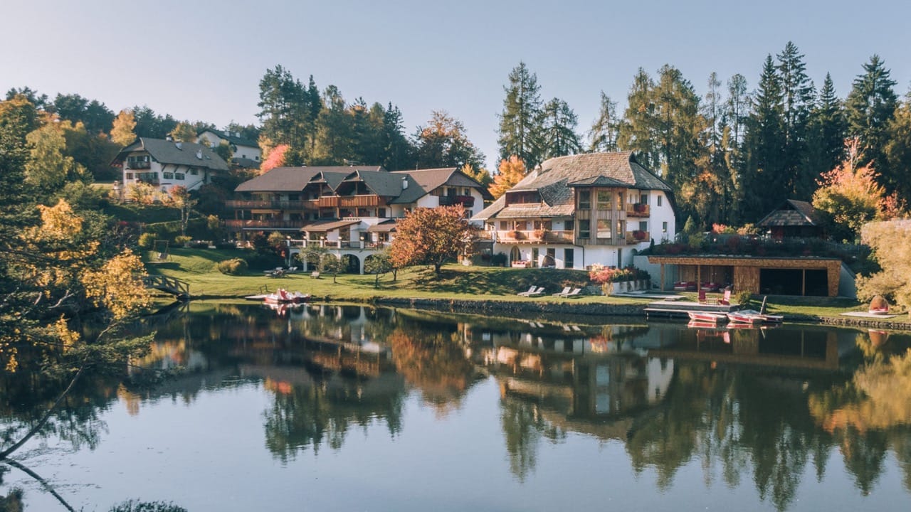 Located directly beside Wolfsgrubener See, the family-run Weihrerhof has just 23 rooms, making fluctuations in demand particularly noticeable.