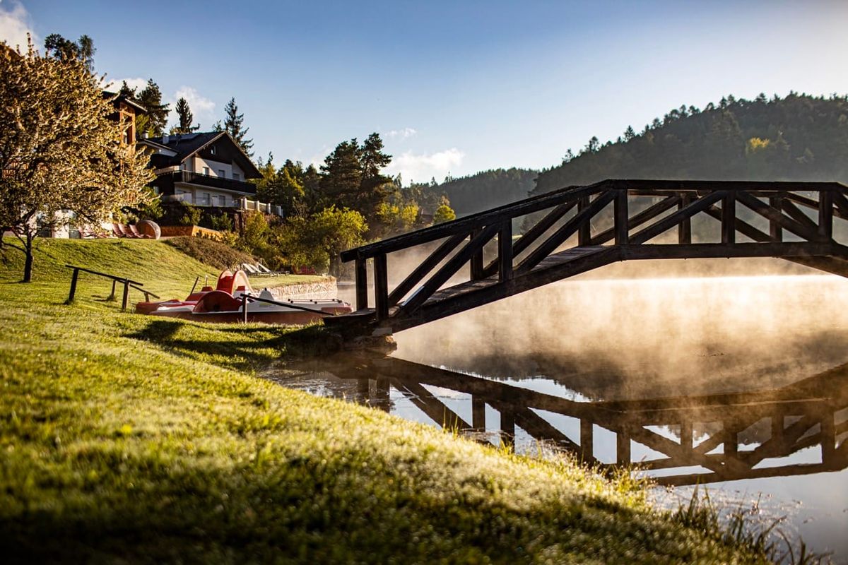 Autumn at Wolfsgrubener See: Naturhotel Weihrerhof is working to establish the quieter months as a holiday season in their own right.