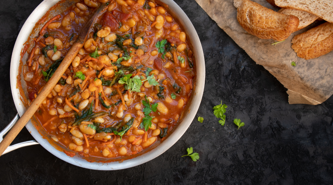 Bean stew with crusty bread