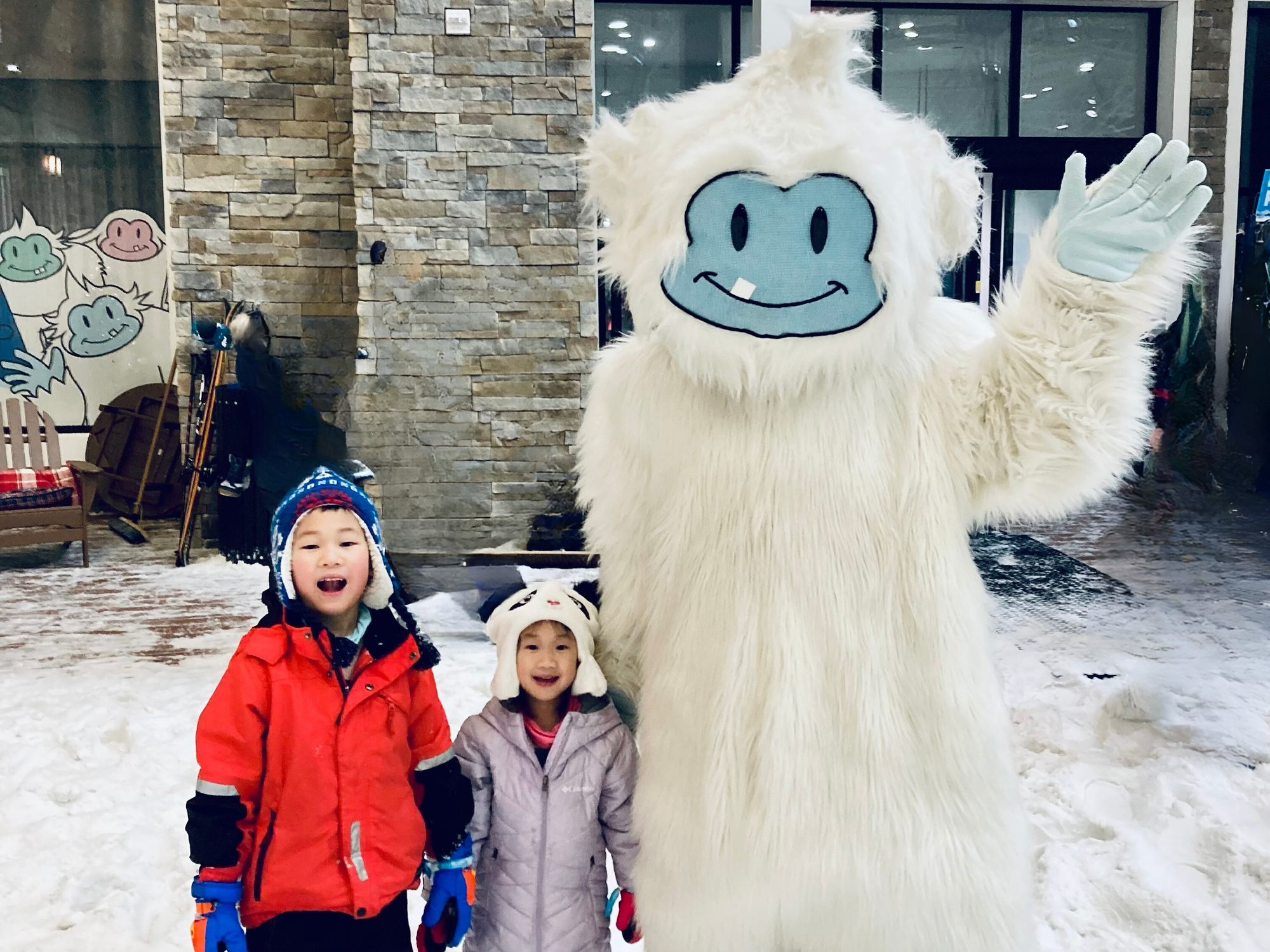 Posing with Big Snow's Mascot at American Dream