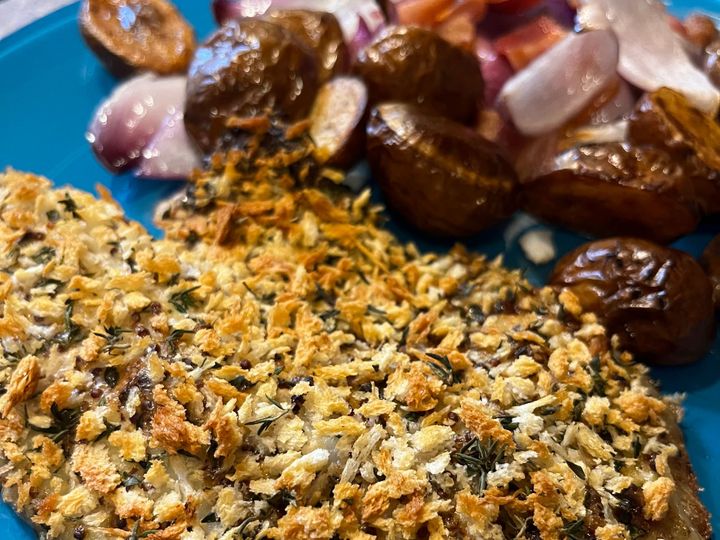 Crispy Air Fryer Fish Bake with Potatoes, Onions, and Bacon