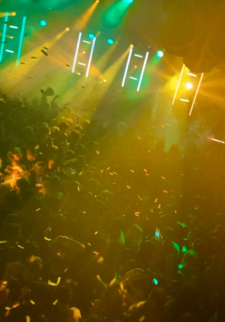 The Insanities of UK Bars: Travel Tuesdays with Serena