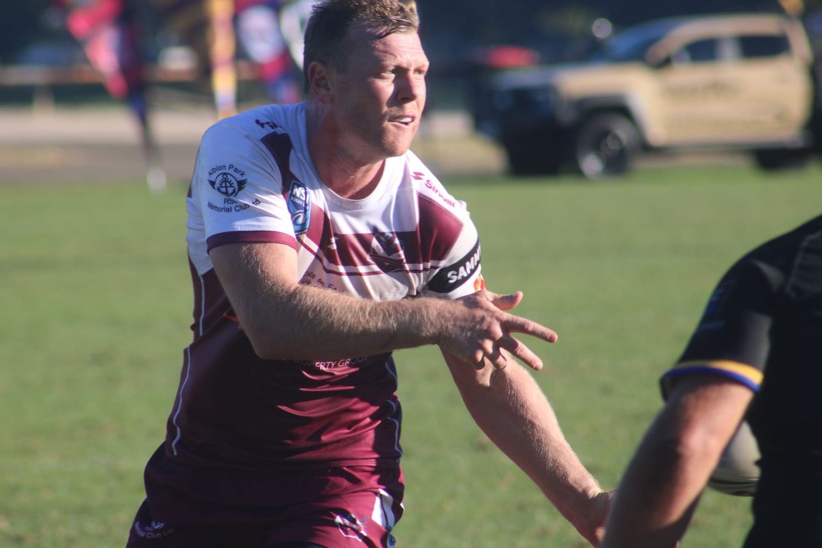 Last-minute heroics see Eagles steal victory in local derby against Stingrays