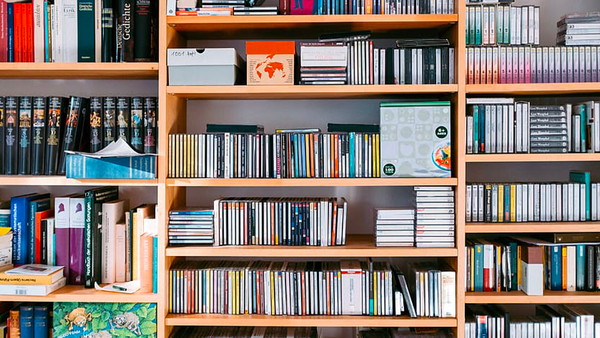 Hachette opens intern applications